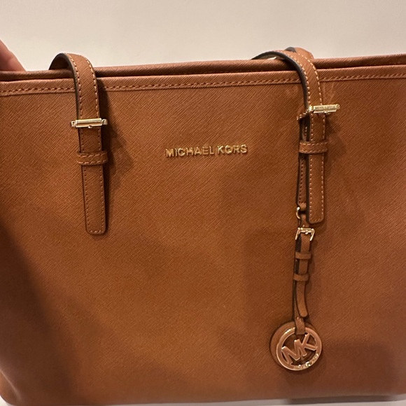 Michael Kors Brown Tote Bag with Timeless Design - Picture 6 of 9